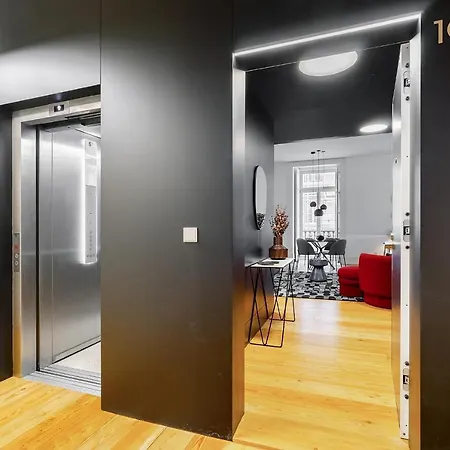 Whome Prime Location Contemporary Luxury W/ Ac & Elevator * ליסבון