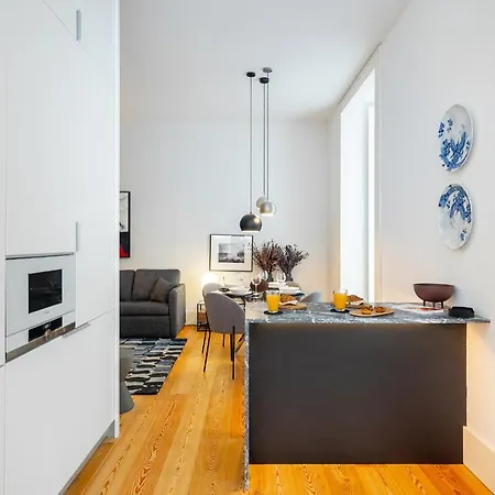 Whome Prime Location Contemporary Luxury W/ Ac & Elevator リスボン
