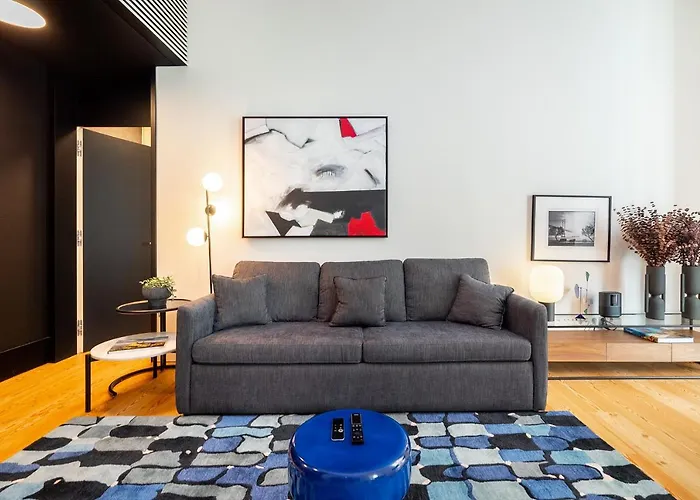 Whome Prime Location Contemporary Luxury W/ Ac & Elevator Διαμέρισμα