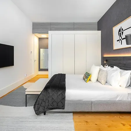 Whome Prime Location Contemporary Luxury W/ Ac & Elevator Lejlighed